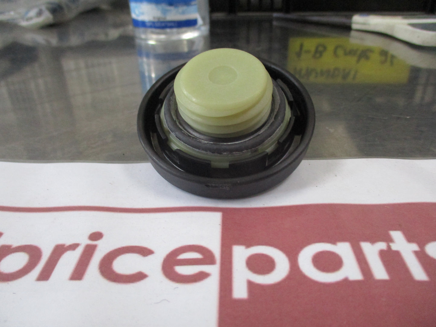 Hyundai/Kia Various Models Genuine Oil Filler Cap And Seal New Part