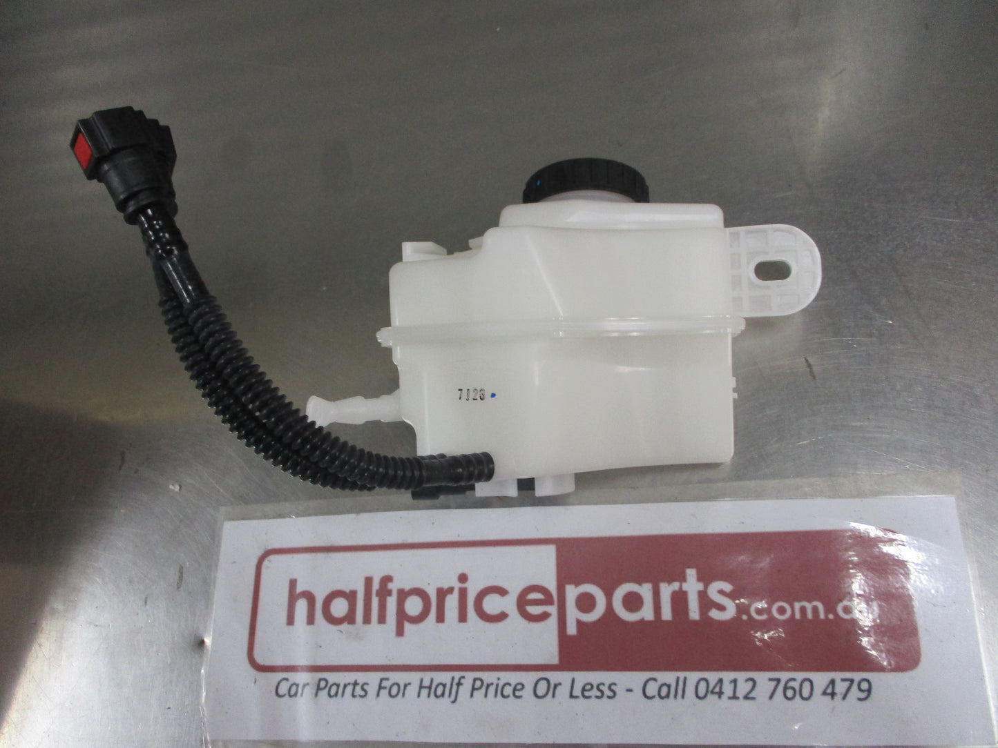 Holden Trax Genuine Brake Fluid Reservoir Assembly New Part