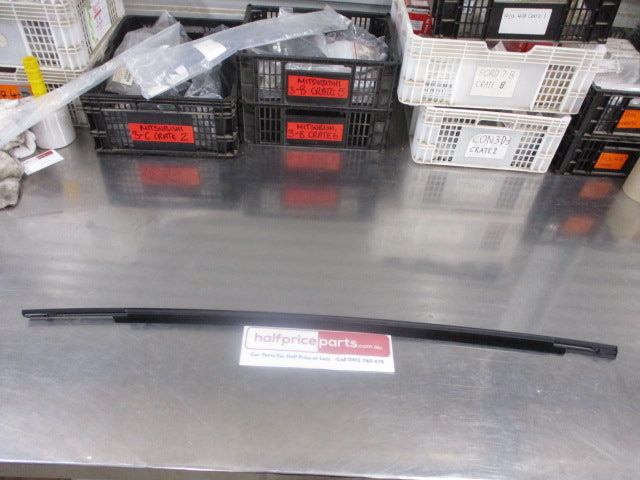 Holden Barina Spark Genuine Left Hand Front Window Belt Reveal Moulding New Part