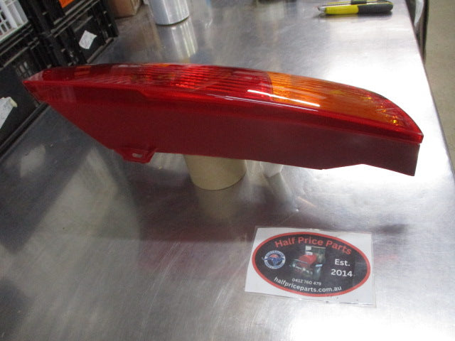 Ford Focus LR Genuine Right Hand Rear Indicator Combination Tail Light (Drivers) New Part