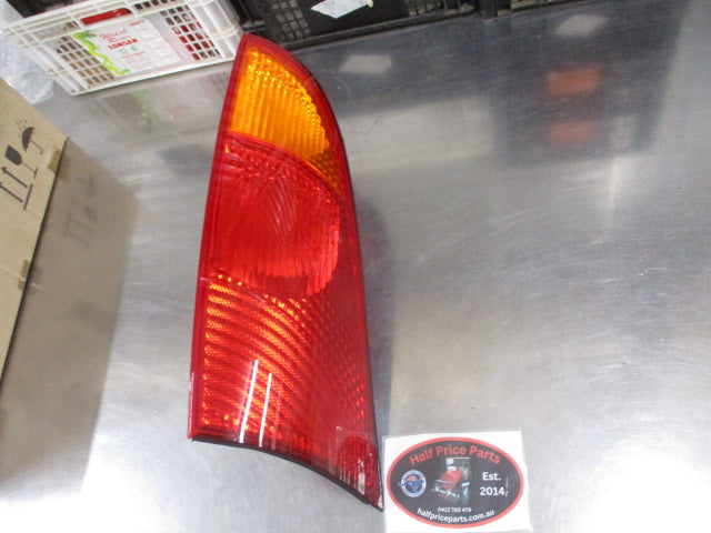 Ford Focus LR Genuine Left Hand Indicator Combination Tail Light (Passenger) New Part