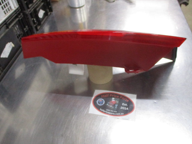 Ford Focus LR Genuine Left Hand Indicator Combination Tail Light (Passenger) New Part