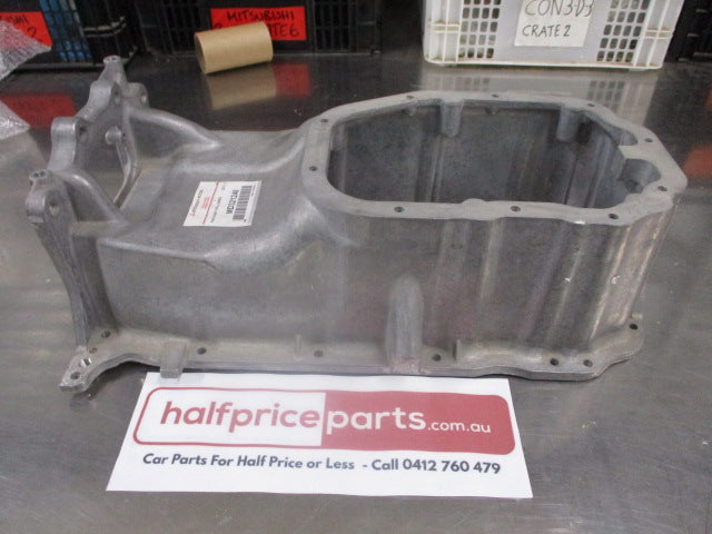 Mitsubishi Magna Genuine Engine Oil Pan Upper Assembly New Part