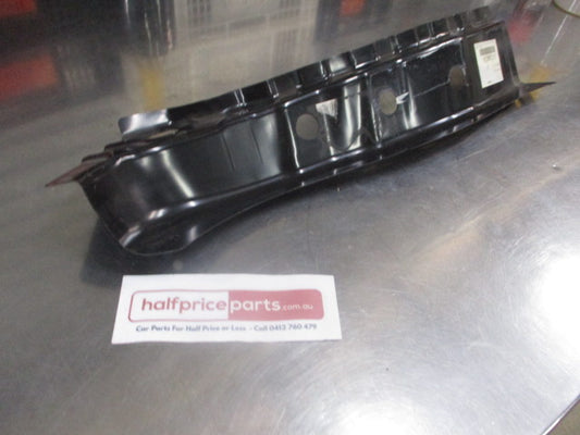 Mitsubishi Outlander Genuine Lower C-Pillar Reinforcement Panel New Part