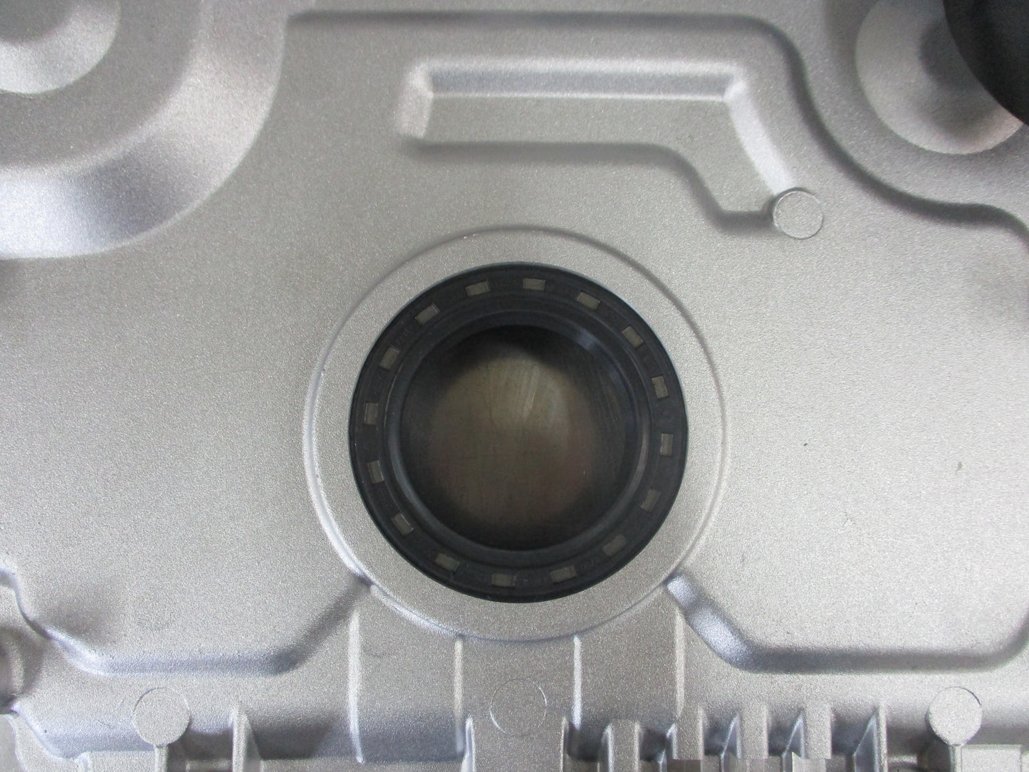 Holden VZ Alloyteck 3.5 Ltr Genuine Front Engine Timing Cover (Water Pump Tenisioer Cam Position Sensers) New Part