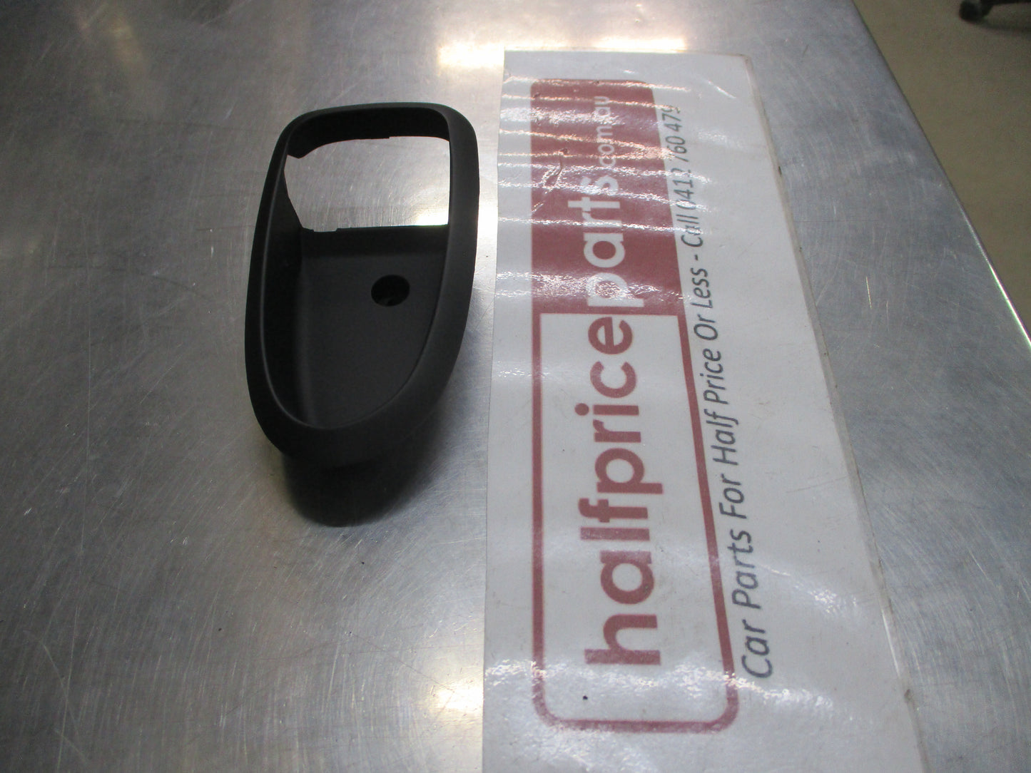 Hyundai Elantra Genuine Passenger Front Door Inside Handle Bezel New Part