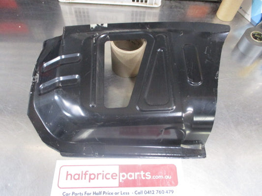 Mitsubishi Lancer Genuine Right Hand Rear Quarter Panel Extension New Part