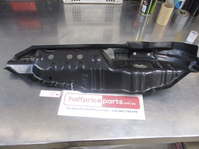 Mitsubishi Triton Genuine Right Hand Rear Tail Light Housing Tub New Part