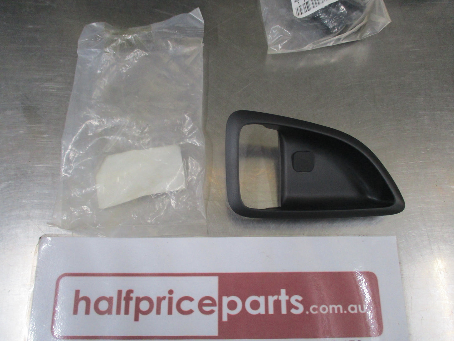 Hyundai Tucson Genuine Passenger Front/Rear Inner Door Handle Housing New Part