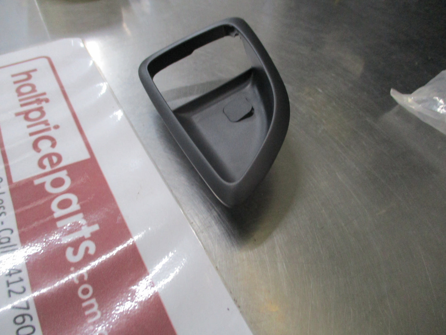Hyundai Tucson Genuine Passenger Front/Rear Inner Door Handle Housing New Part