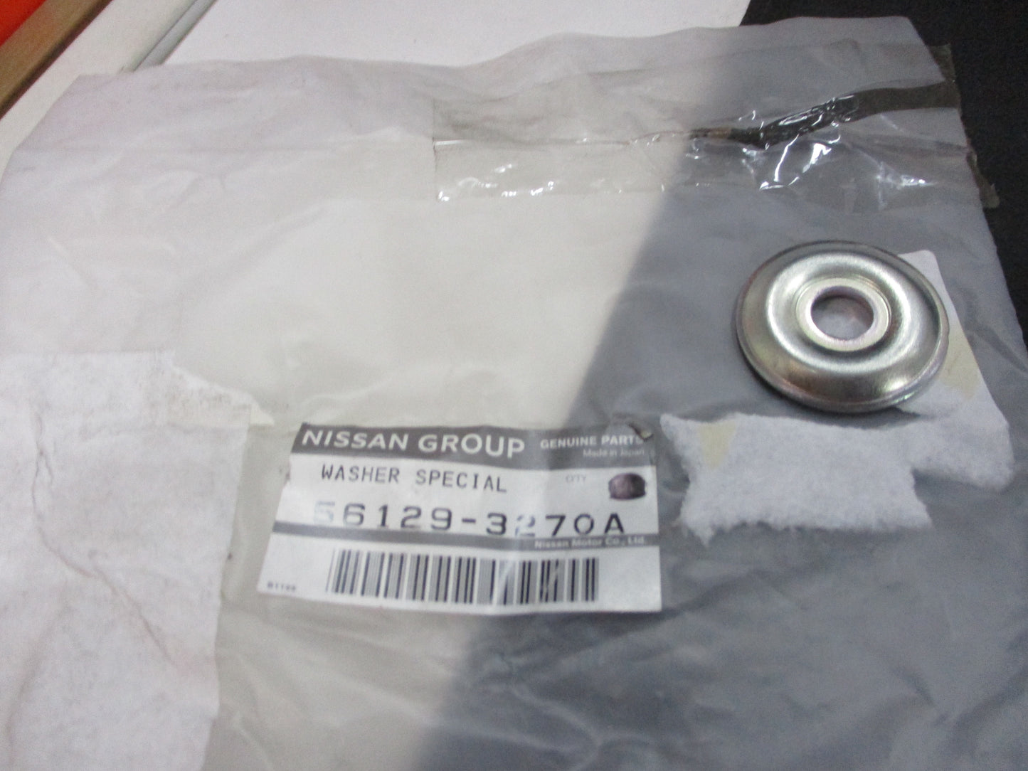 Nissan 720 Genuine Shock Absorber Washer New Part