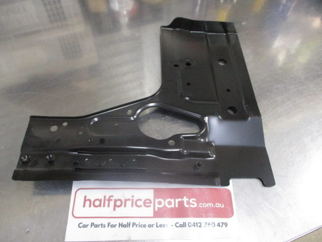 Mitsubishi Galant Genuine Right Headlight Support Bracket New Part