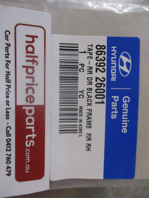 Hyundai Santa Fe Genuine Right Hand Front A-Pillar Black Out Tape New Part