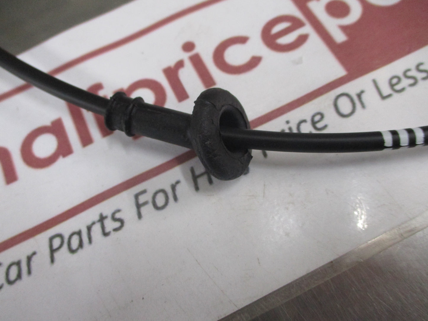 Hyundai Tucson Genuine Bonnet Release Cable Assy New Part
