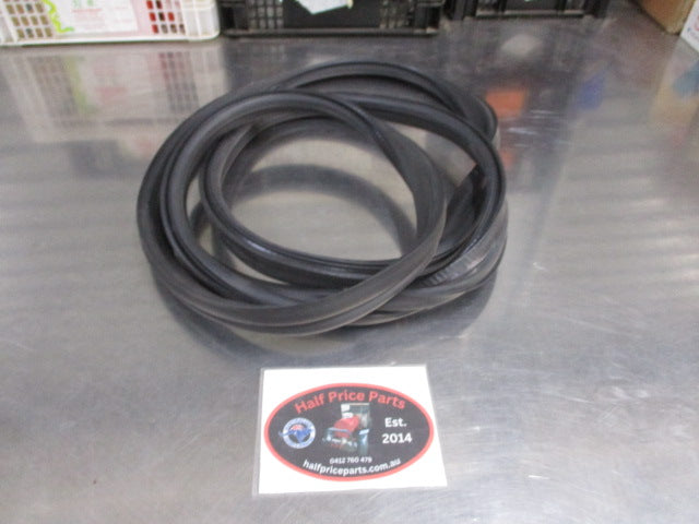 Ford Fiesta ST/WS Genuine Tail Gate Weather Strip New Part