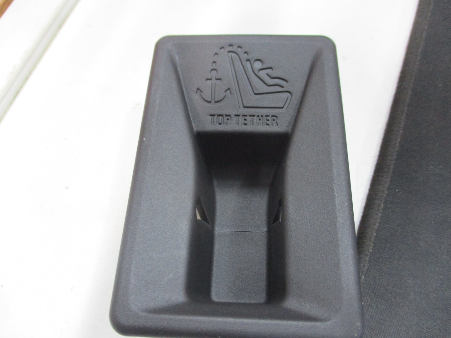 Holden Trax Genuine 2nd Row Jet Black Child Seat Cushion Cover New Part