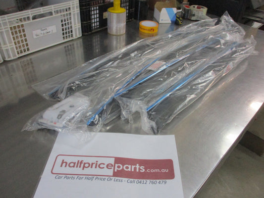 Nissan Qashqai J11 Genuine Slim Line weather shields Set New Part