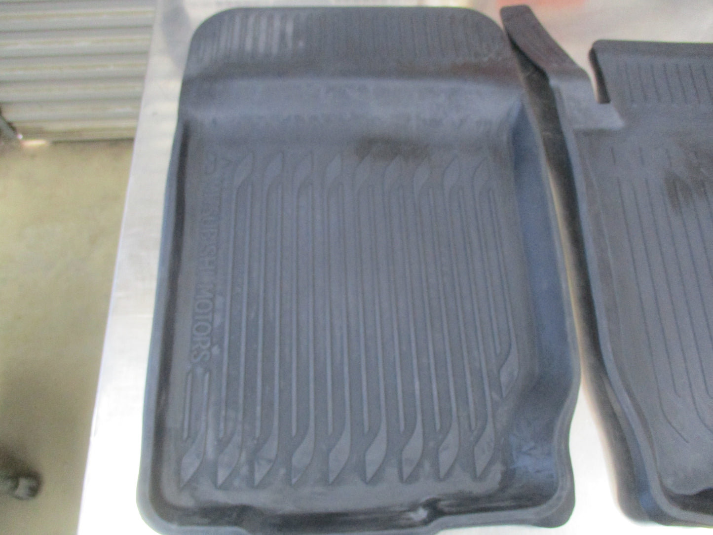 Mitsubishi Triton Genuine Front Pair Rubber Floor Mats New