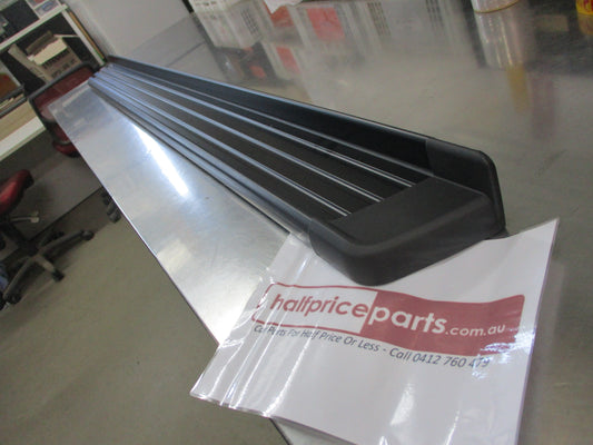 Nissan Navara D23 NP300 Dual Cab Genuine Left Hand side Side Step New Part