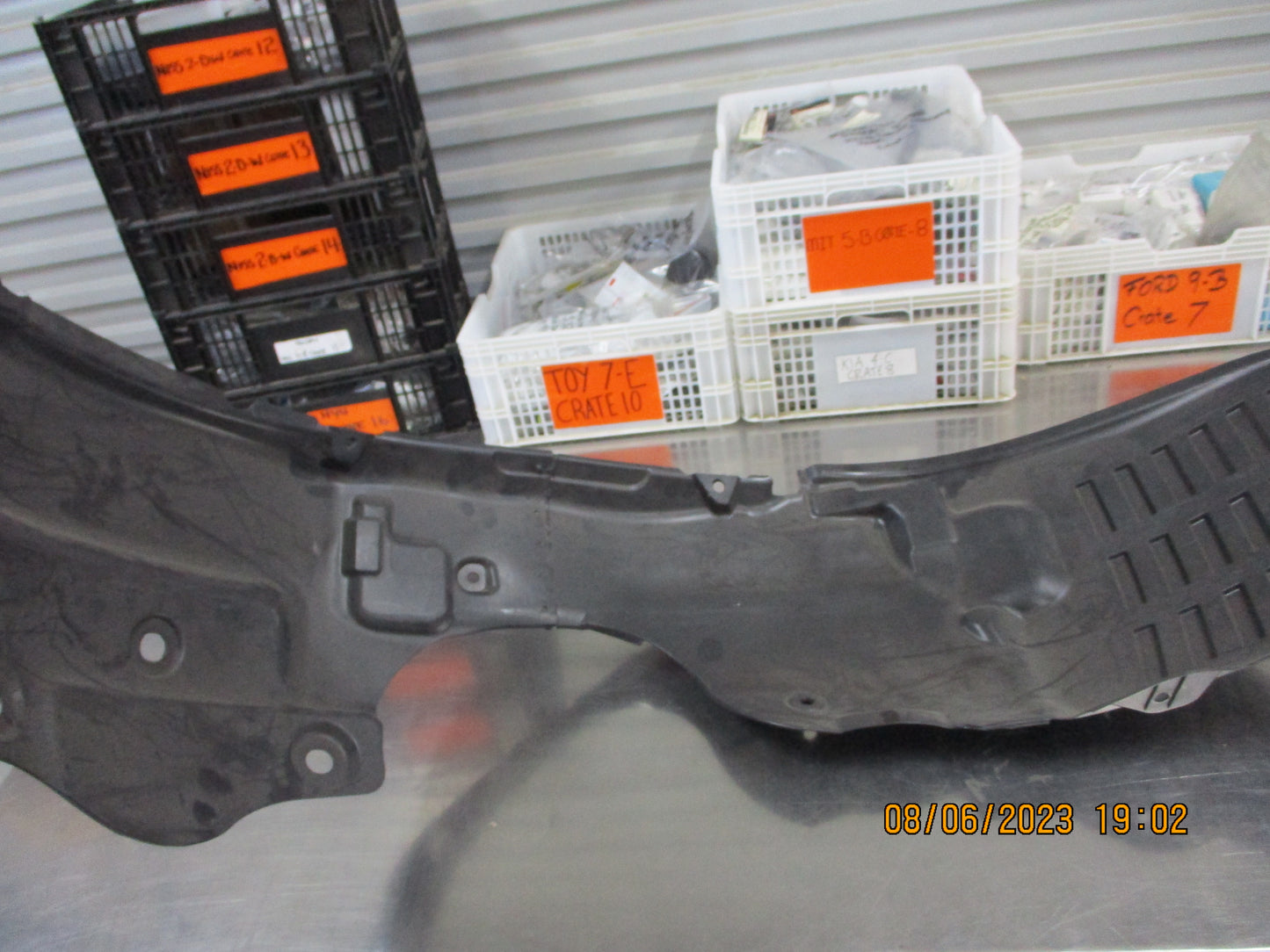 Kia Sorento Genuine Right Hand Front Inner Splash Guard New Part