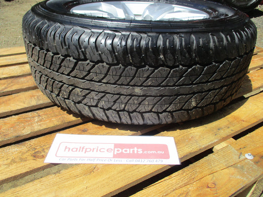 Toyota Prado GXL 150 Series Genuine 17x7.5J Alloy Wheel And Dunlop Grandtrek AT20 Tyre New