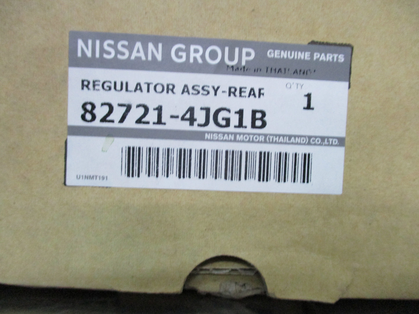 Nissan D23 Navara Genuine Passenger Rear Door Window Regulator New