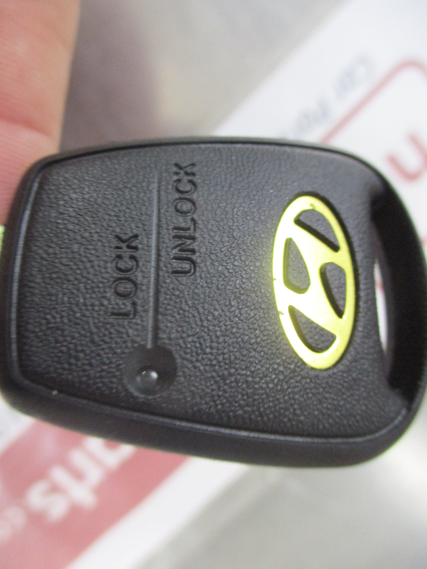 Hyundai Accent 5 Door Genuine Key Blank Immobilizer + Remote New Part