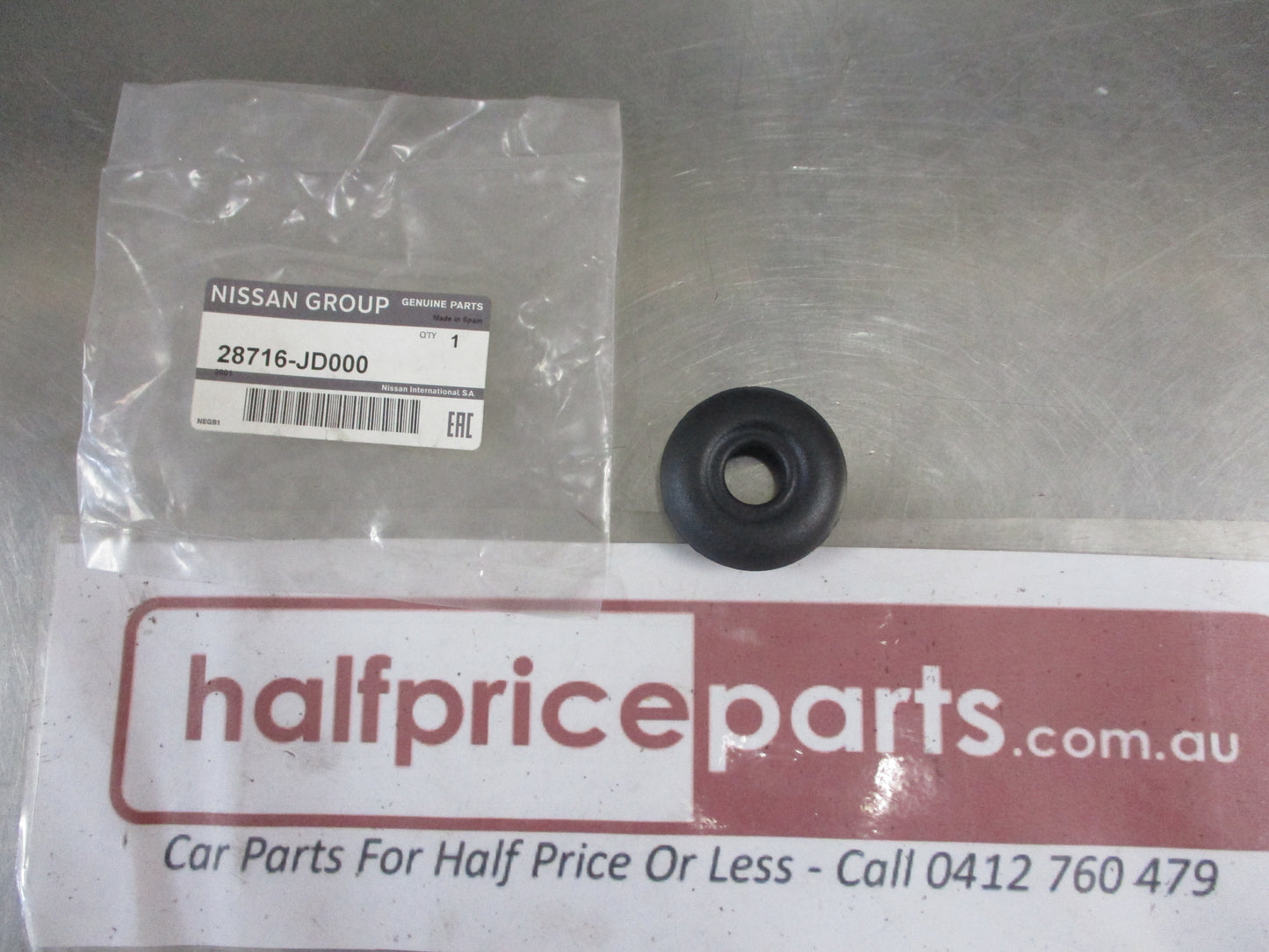 Nissan Micra/Qashqai Genuine Rear Window Wiper Arm Seal New Part