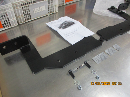 LDV Deliver 9 Van Mid Wheel Base Genuine Retrofit Tow Bar Support Bracket Kit New Part