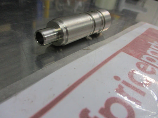 Holden Jackaroo Genuine Sleeve Nozzle Holder New Part