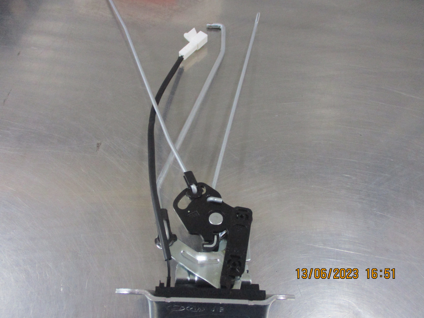 Kia Rio Genuine Tailgate Latch Assembly New Part