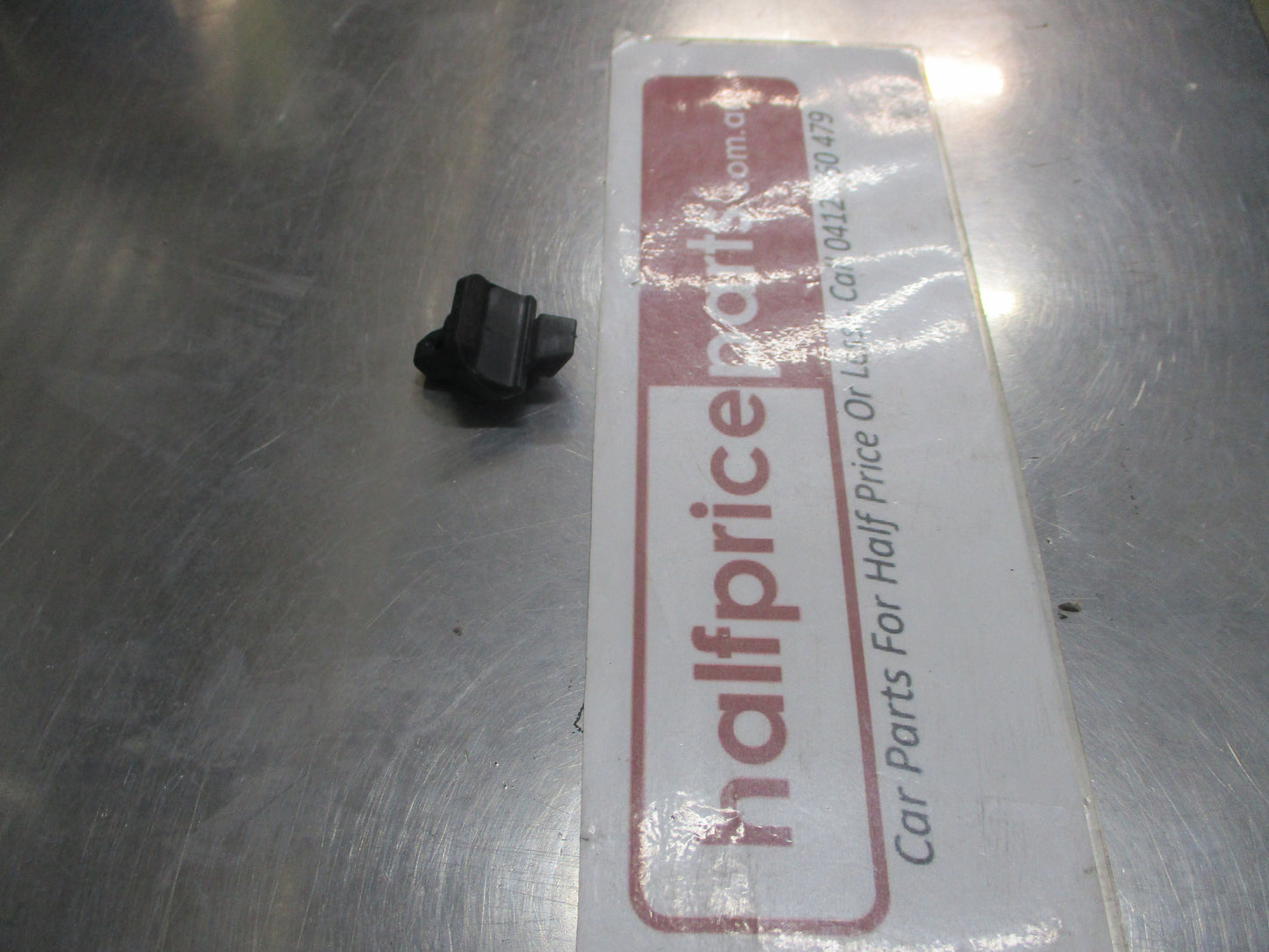 Hyundai Getz Genuine Rear Upper Bumper Mounting Bracket New Part