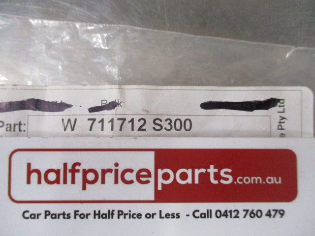 Ford Focus-Transit Genuine Bonnet Insulator Clip - New Part