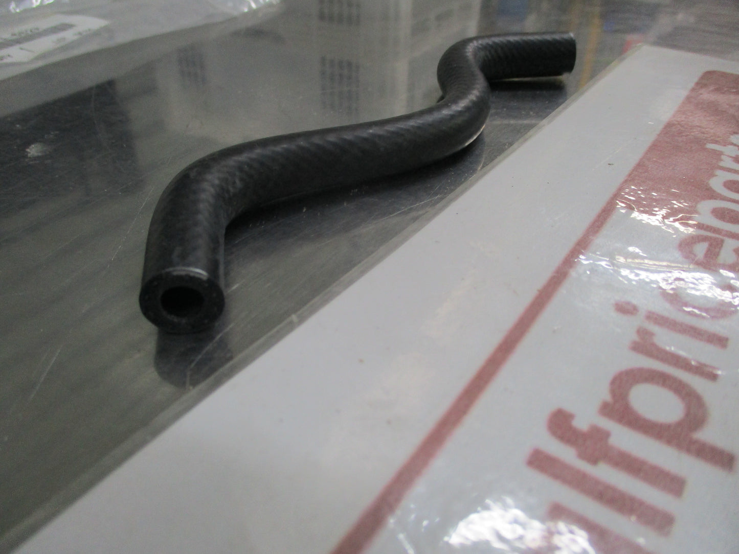 Mazda B2200/B2600 Genuine Water Hose New Part