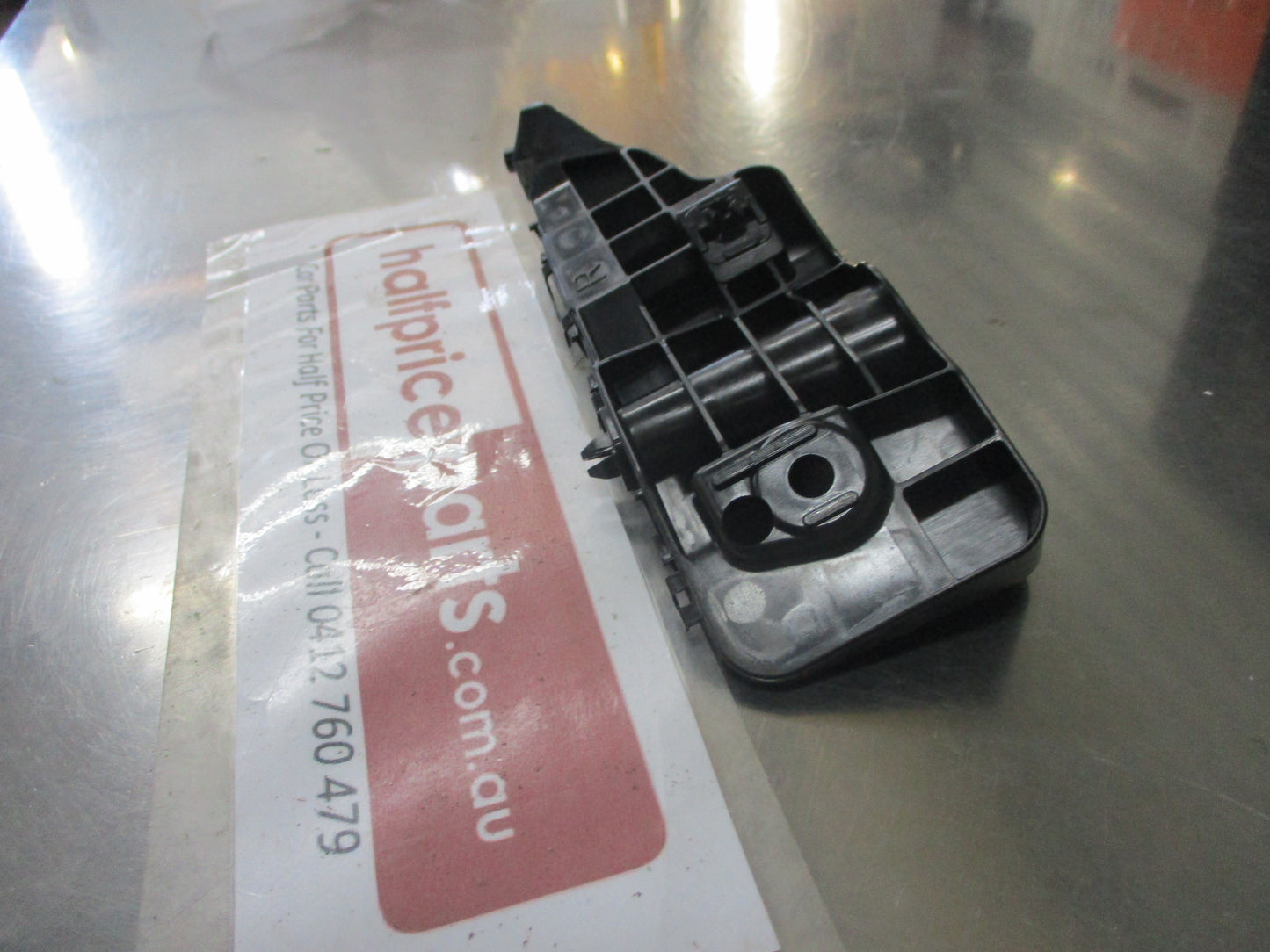 Suzuki Swift Genuine Right Hand Front Bumper Retainer New Part
