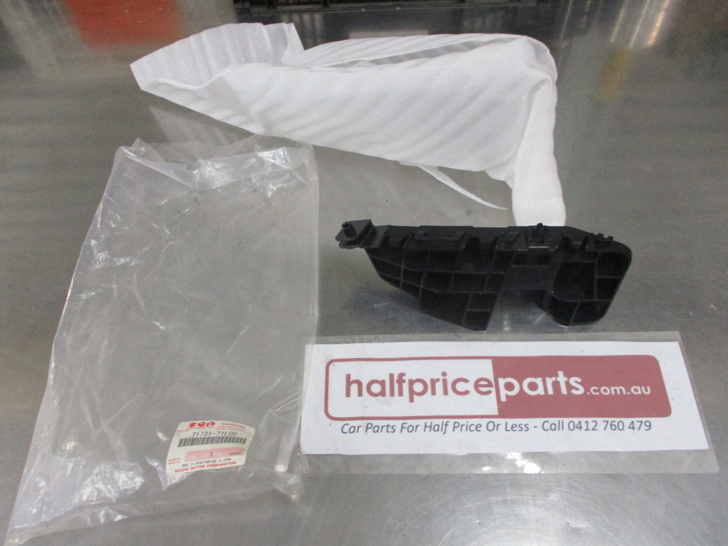 Suzuki Swift Genuine Right Hand Front Bumper Retainer New Part