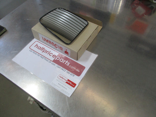 Mazda B2500 Genuine Passenger Side Mirror Glass New