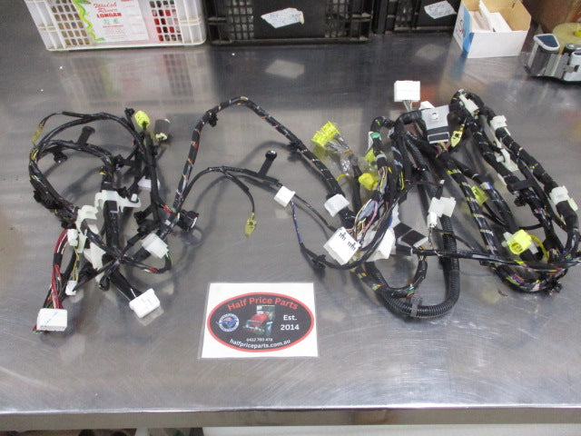 Mitsubishi MN Triton Genuine Floor Harness New Part