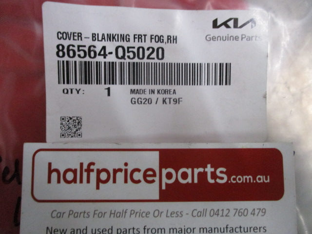 Kia Seltos Genuine Front Right Hand (Driver's) Fog Light Trim New Part
