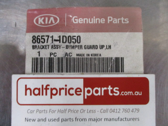 KIA Rondo Genuine Left Hand Rear Bumper Bracket Assembly New Part