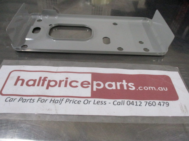 Kia Cerato Genuine Right Hand Reinforced Bracket New Part