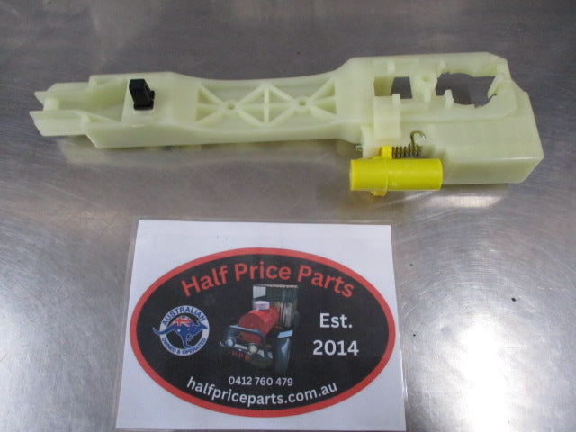 Kia Spectra Genuine Right Hand (Drivers) Front Door Handle Base New Part