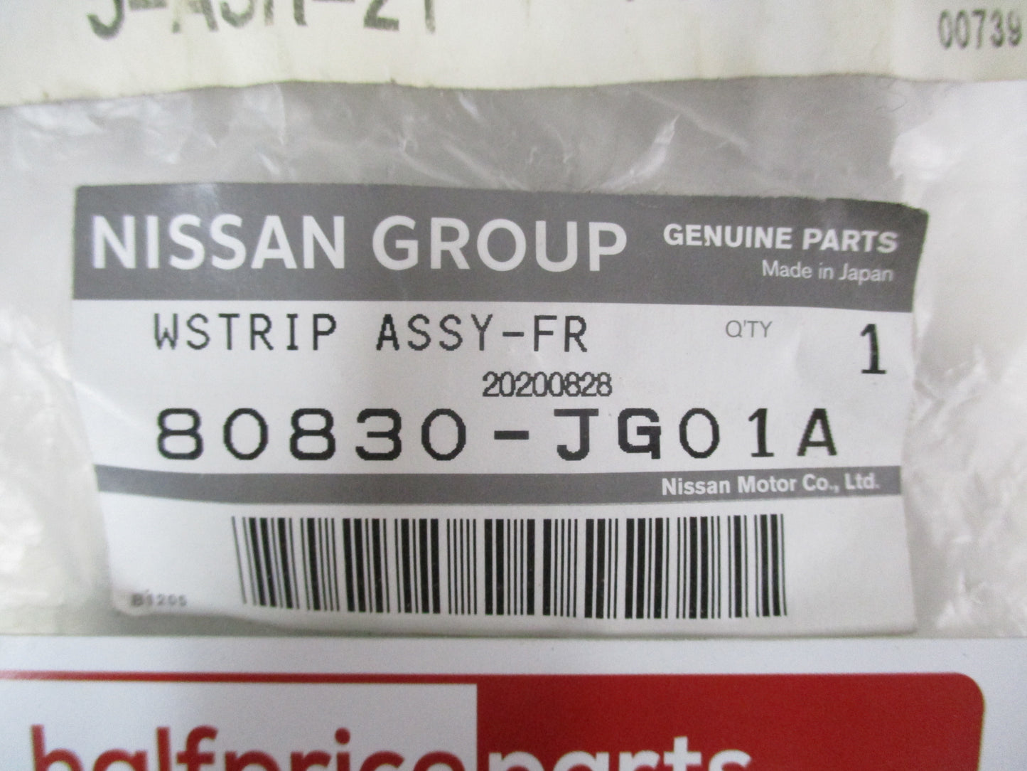 Nissan X-Trail Genuine Front Drivers Door Rubber Weather Strip New