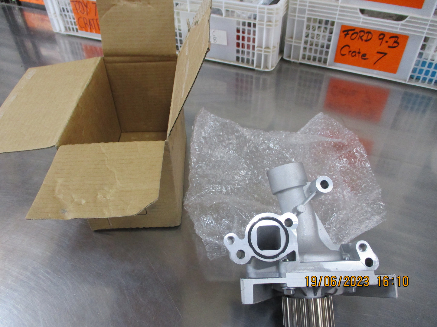 Peugeot 206-307-407/Citroen C4-C5-C8 Genuine Water Pump ASM New Part