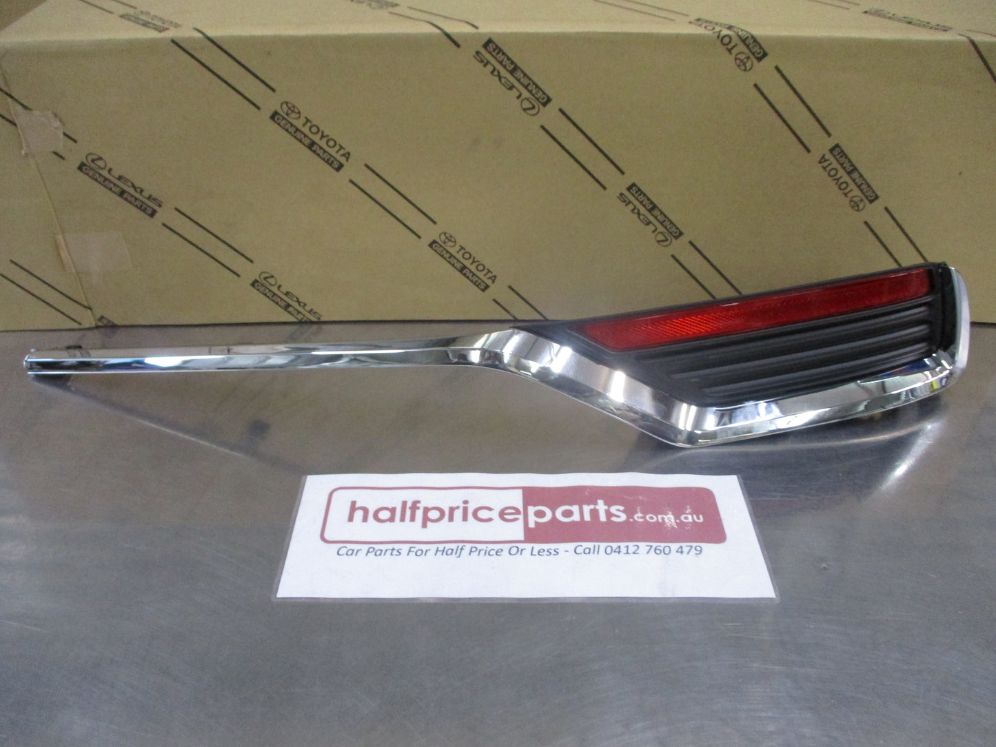 Toyota Landcruiser 300 Series Genuine Right Hand Rear Bumper Reflector Chrome Trim New Part