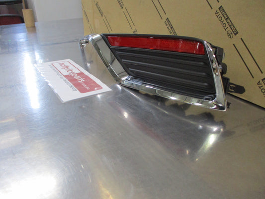 Toyota Landcruiser 300 Series Genuine Right Hand Rear Bumper Reflector Chrome Trim New Part