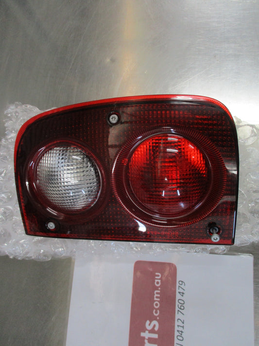 Land Rover Freelander Genuine Drivers Side Rear Tail Light New Part