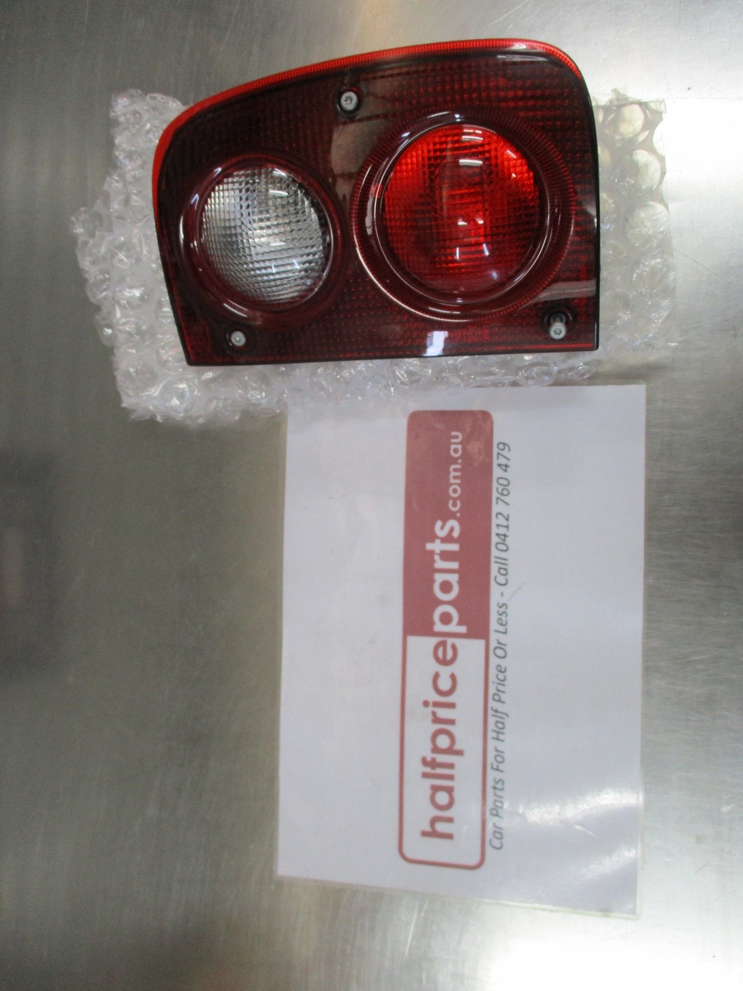 Land Rover Freelander Genuine Drivers Side Rear Tail Light New Part