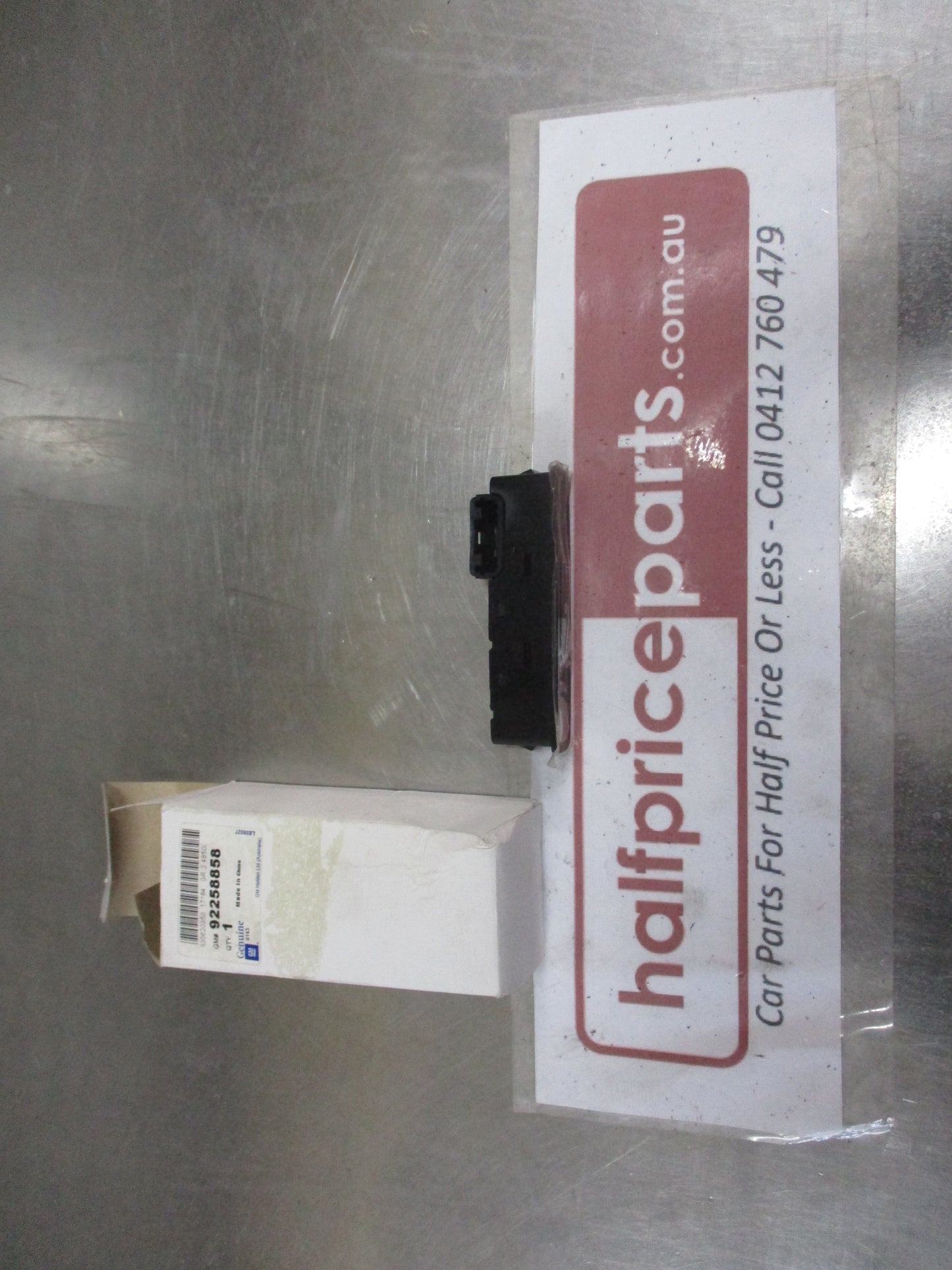 Holden VE Commodore Genuine Tactician Control Switch New Part.