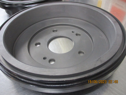 Honda CR-V Genuine Rear Brake Drum Pair New Part